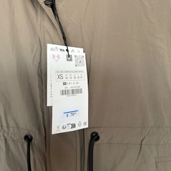 Reversible puffer jacket - Picture 6 of 8